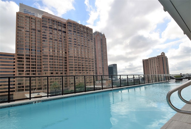 view of swimming pool