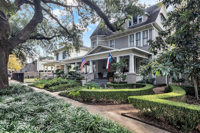 view of front of house