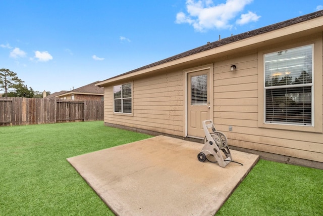 518 Lovers Ln, Dayton, TX 77535 - view of patio