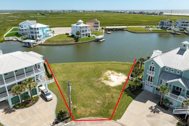 Listing photo 3 for 20603 E Sunset Bay Dr, Galveston TX 77554