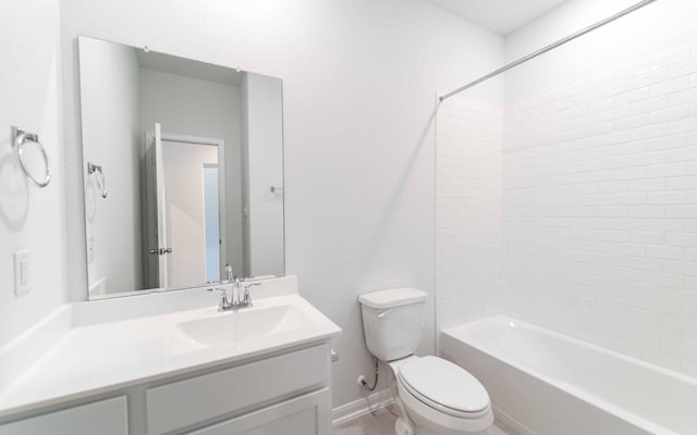 full bath featuring toilet, shower / bathtub combination, baseboards, and vanity