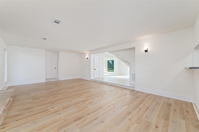 empty room featuring light hardwood / wood-style floors