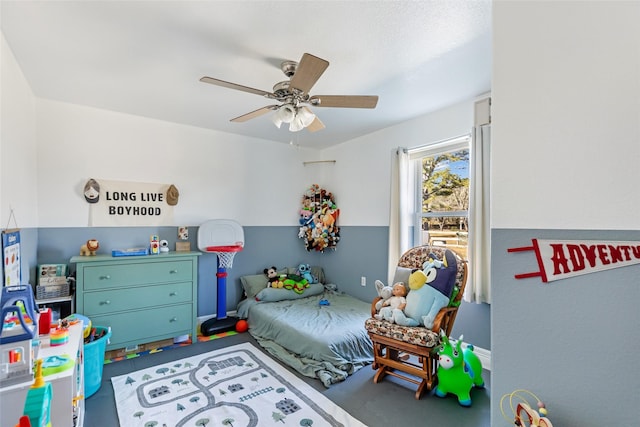 bedroom featuring ceiling fan