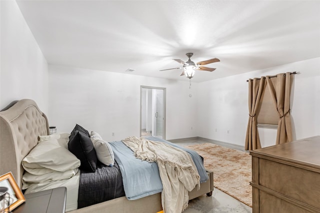 bedroom with ceiling fan