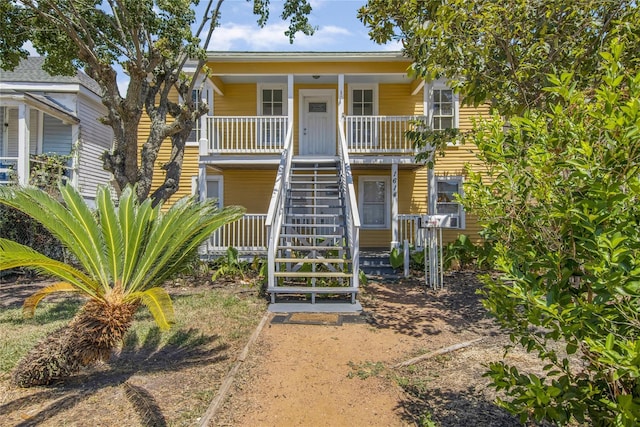 view of front facade featuring covered porch