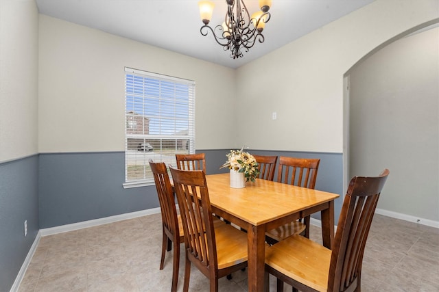 dining room with an inviting chandelier