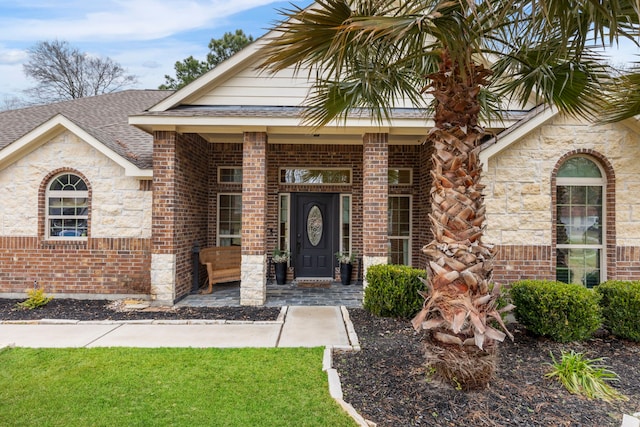 property entrance featuring covered porch