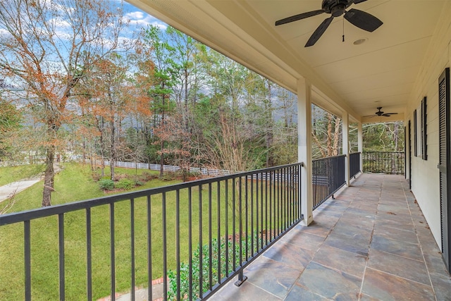 balcony with ceiling fan