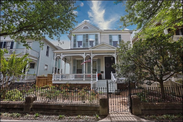 view of front facade with covered porch