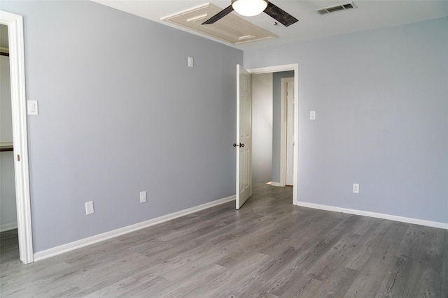 unfurnished bedroom featuring ceiling fan and light hardwood / wood-style flooring