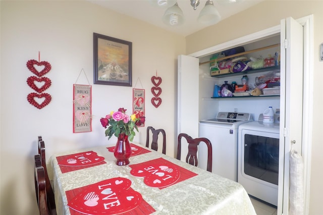 dining space featuring washing machine and clothes dryer