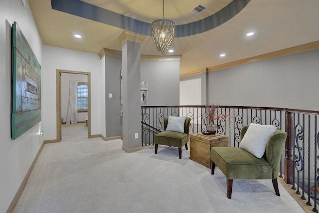 living area featuring carpet, visible vents, baseboards, and recessed lighting