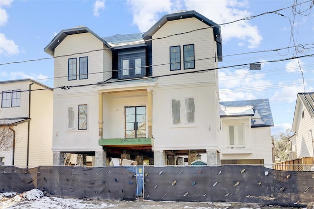 view of front of property