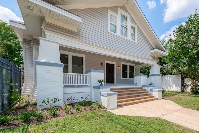 view of front of property featuring a porch