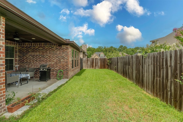 view of yard with a patio