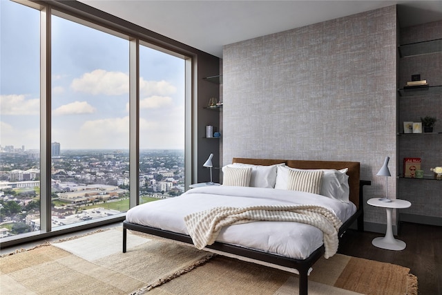 1711 Allen Pkwy Unit 2604, Houston, TX 77019 - photo 3