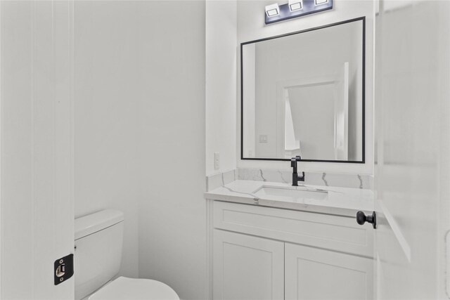 6350 Culberson St, Houston, TX 77021 - bathroom with vanity and toilet