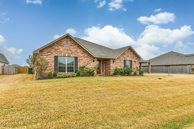 view of front of property with a front yard