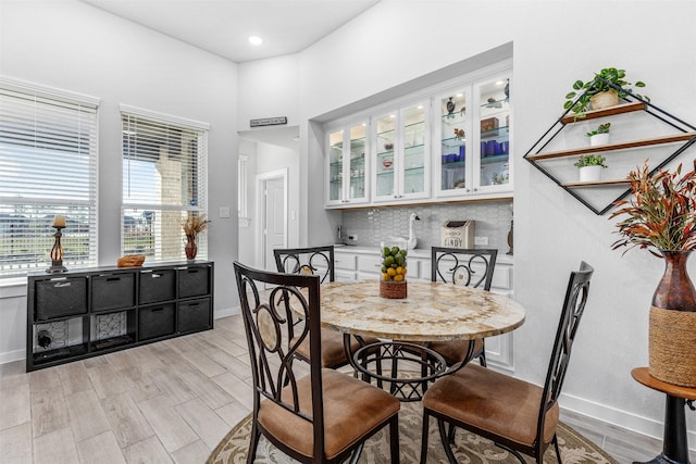 dining room featuring light hardwood / wood-style flooring