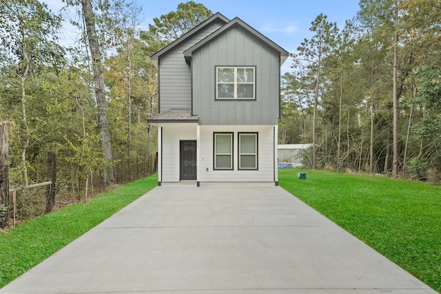 exterior space featuring a lawn