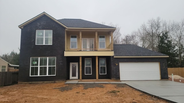 view of front property featuring a garage