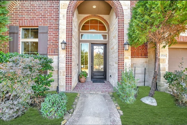 property entrance featuring a garage