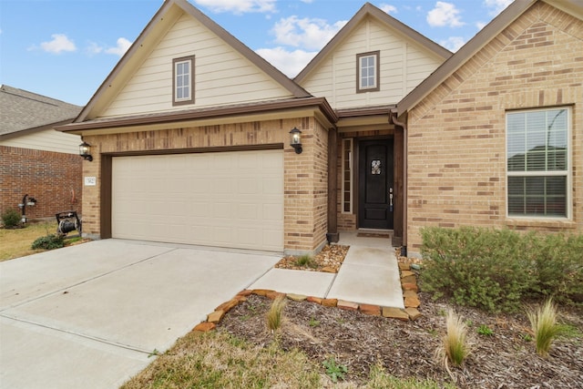 view of front of house featuring a garage