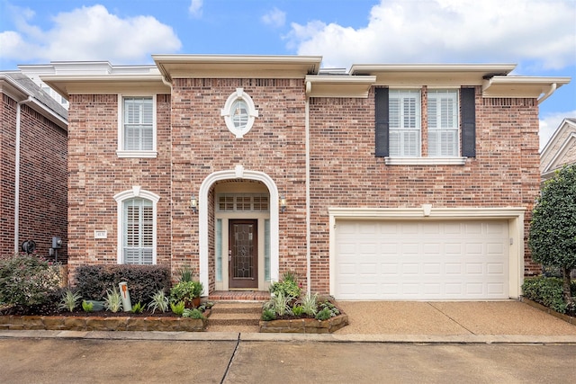 view of front facade featuring a garage