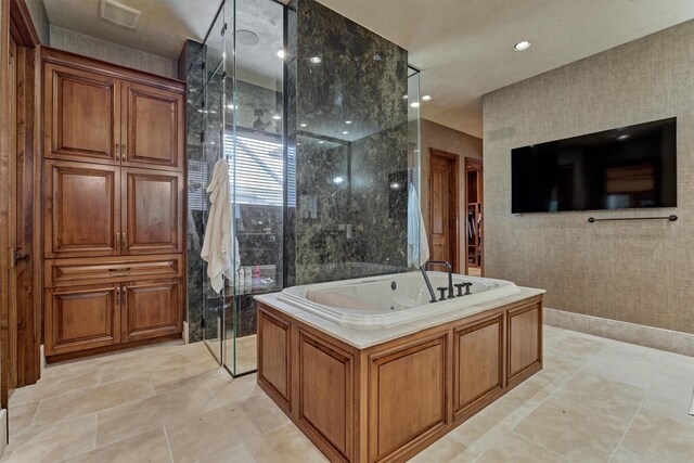 bathroom featuring a washtub