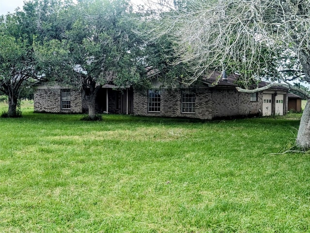1946 County Road 109, Devers, TX 77538 - view of yard
