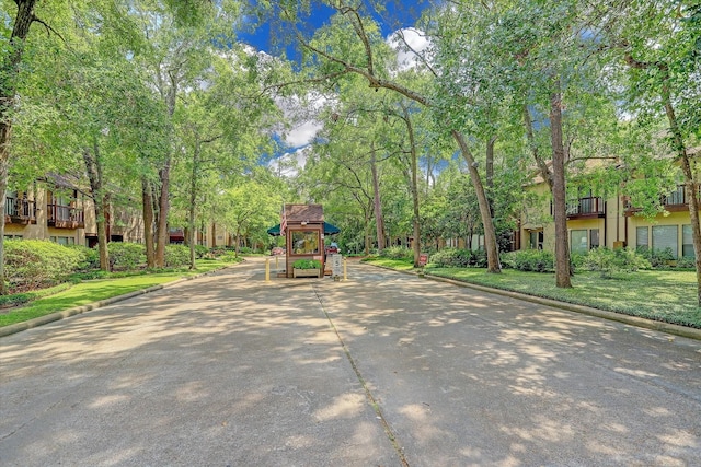 surrounding community with a playground