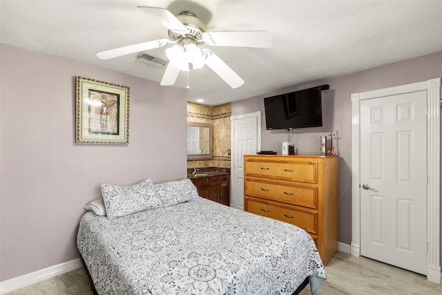 bedroom with ceiling fan