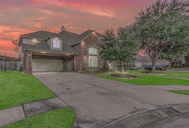 view of front of home featuring a yard