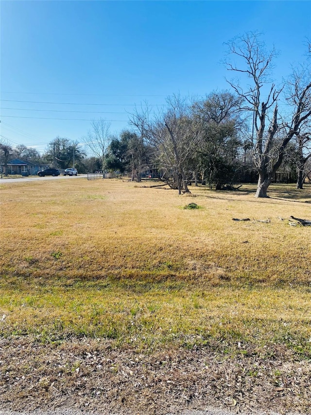 Listing photo 2 for 00 Holman St, La Marque TX 77568