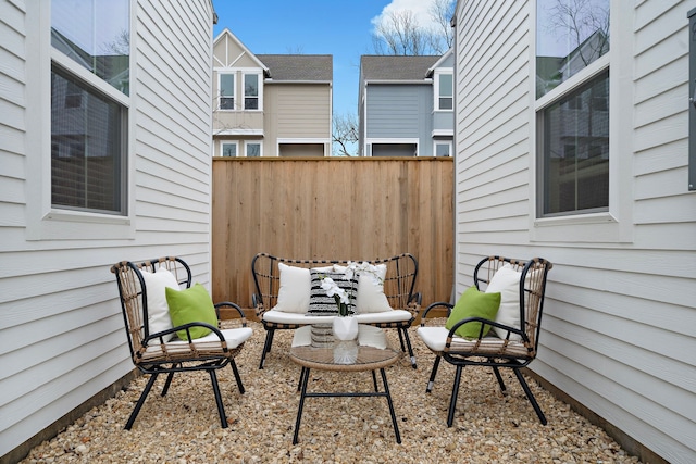 845 Elkhart St Unit B, Houston, TX 77091 - view of patio / terrace