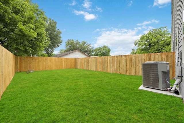 view of yard with cooling unit