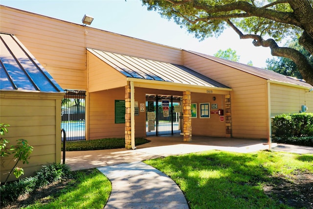 exterior space featuring fence