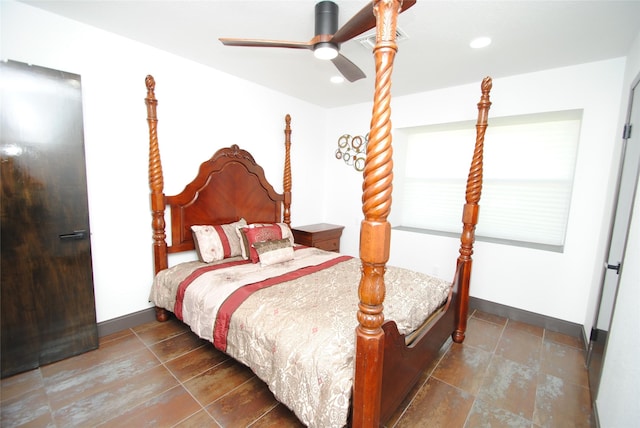 bedroom featuring ceiling fan