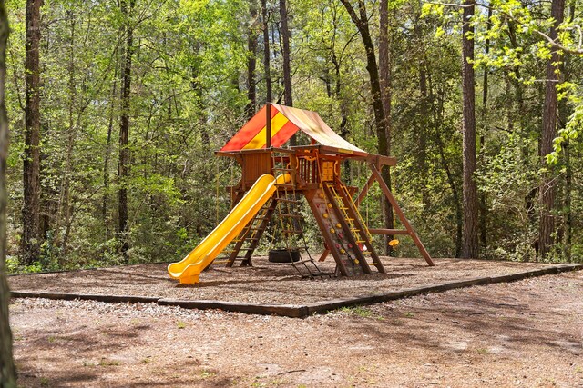 29 Windmill Rd, Huntsville, TX 77340