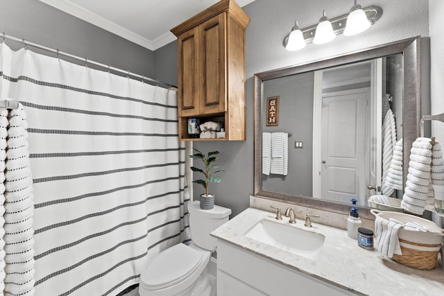 bathroom with toilet, a shower with curtain, ornamental molding, and vanity