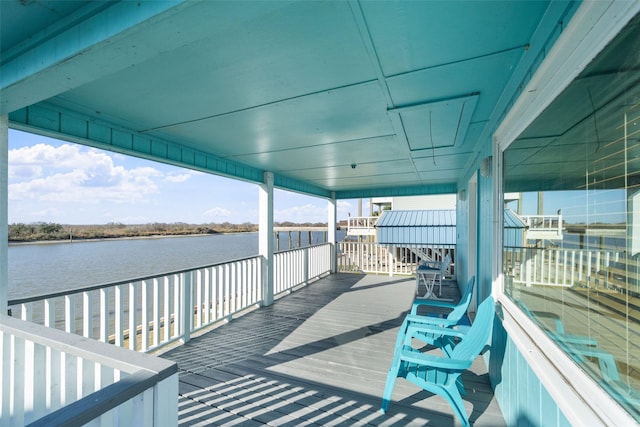 dock area featuring a water view