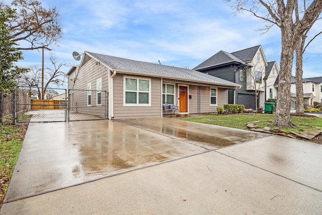 view of front of home with a front lawn