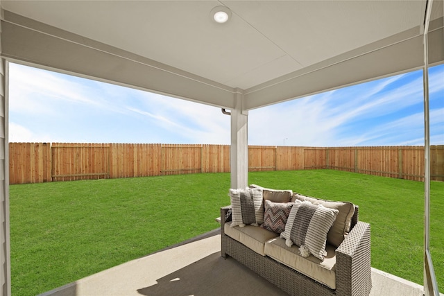 view of yard featuring an outdoor hangout area and a patio