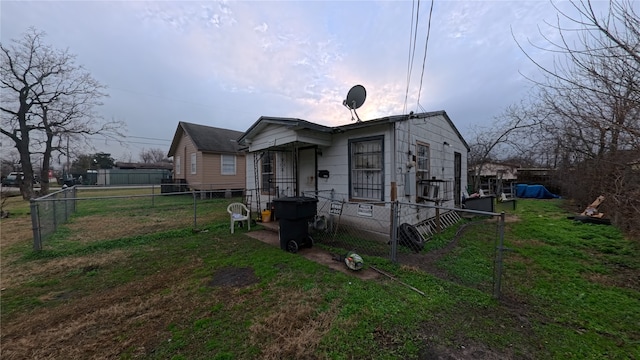 exterior space with a yard