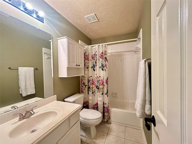 bathroom featuring shower / tub combo, visible vents, toilet, tile patterned flooring, and a textured ceiling