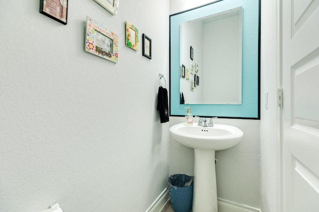 bathroom with sink