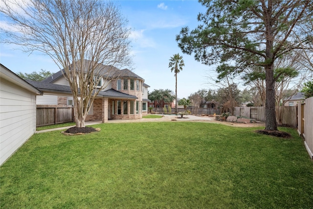 view of yard with a patio