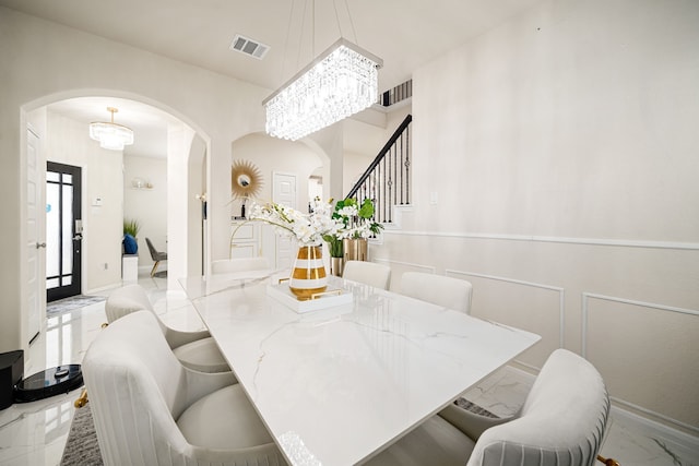 dining room with an inviting chandelier