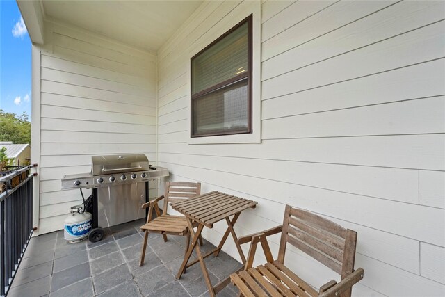 balcony with a grill