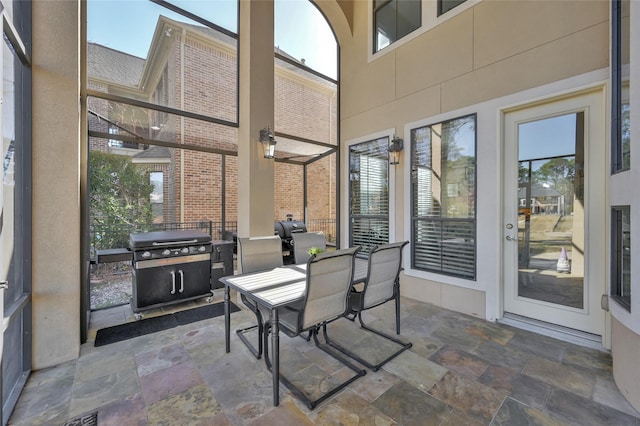 view of sunroom / solarium